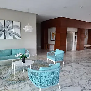  Apartamento - 1400 Sq. Ft. Colombia