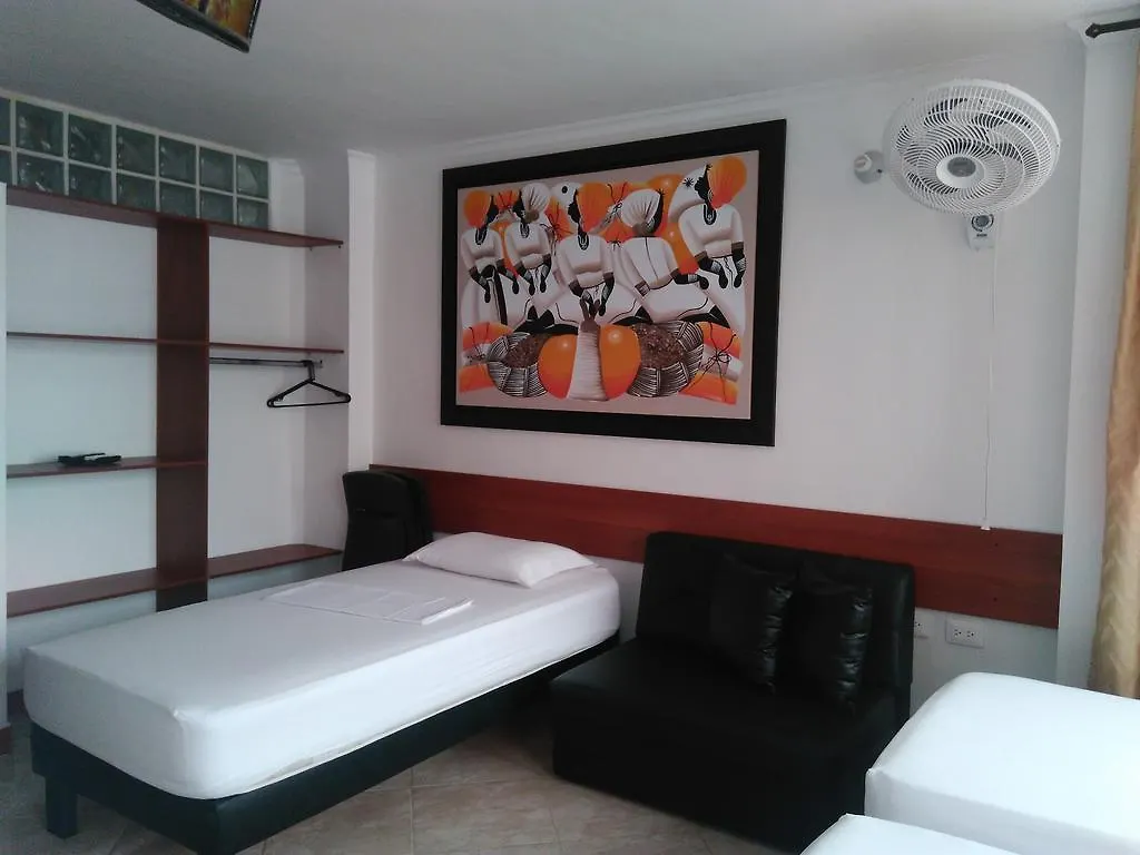 Apartamentos Freddy\'S Tours contacts